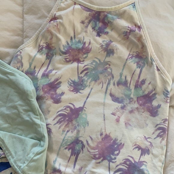 Bundle of 2 Juniors Halter Tops - Picture 7 of 8